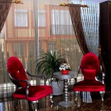 Niss Boutique Hotel *